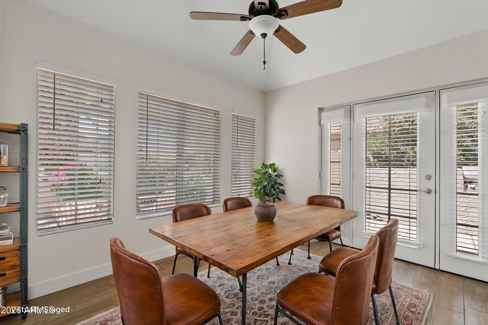 8515 S MAPLE Avenue, Tempe, AZ 85284 — photo 20 of 33