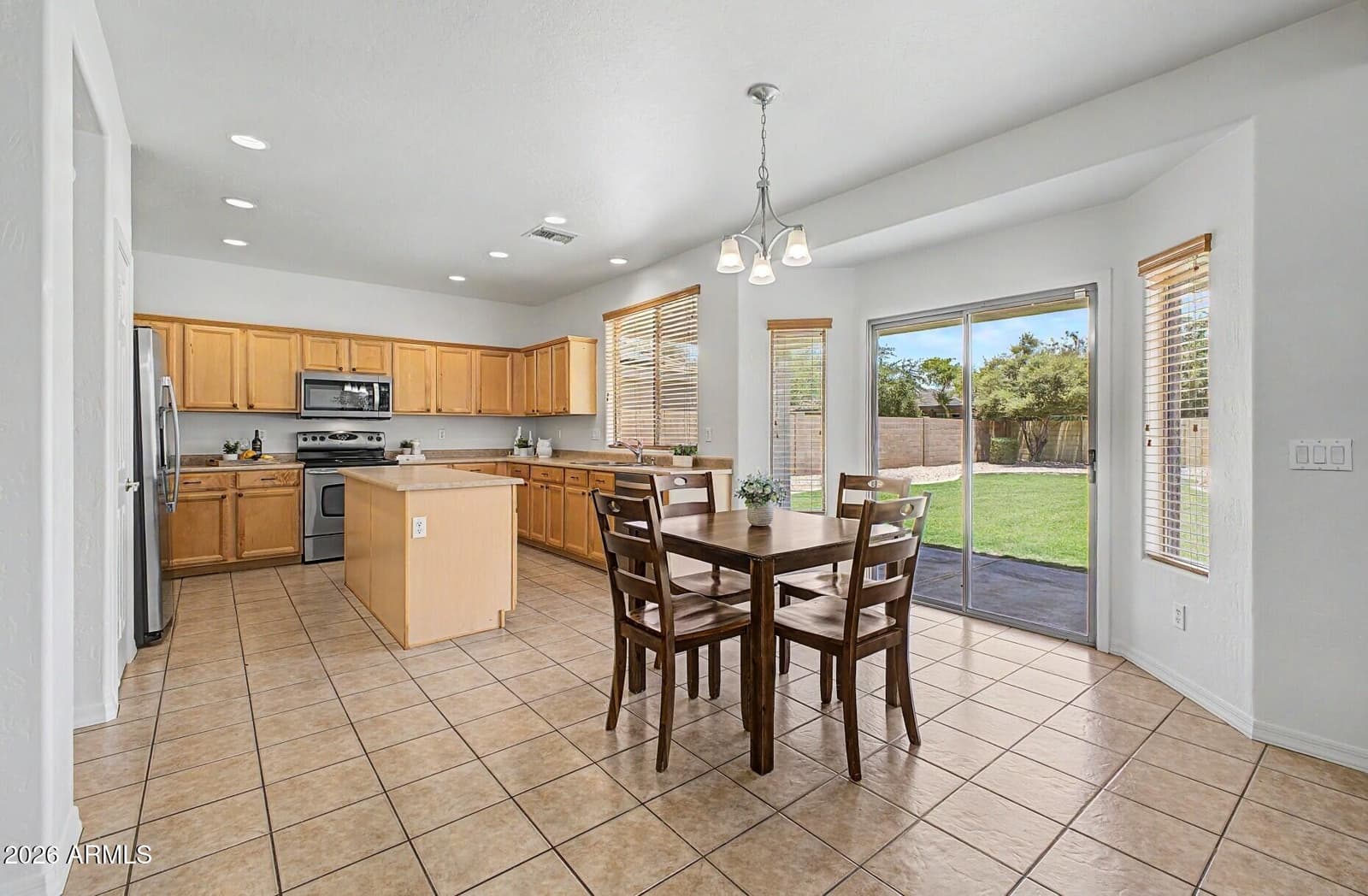 2923 N 140TH Drive, Goodyear, AZ 85395 — photo 10 of 32