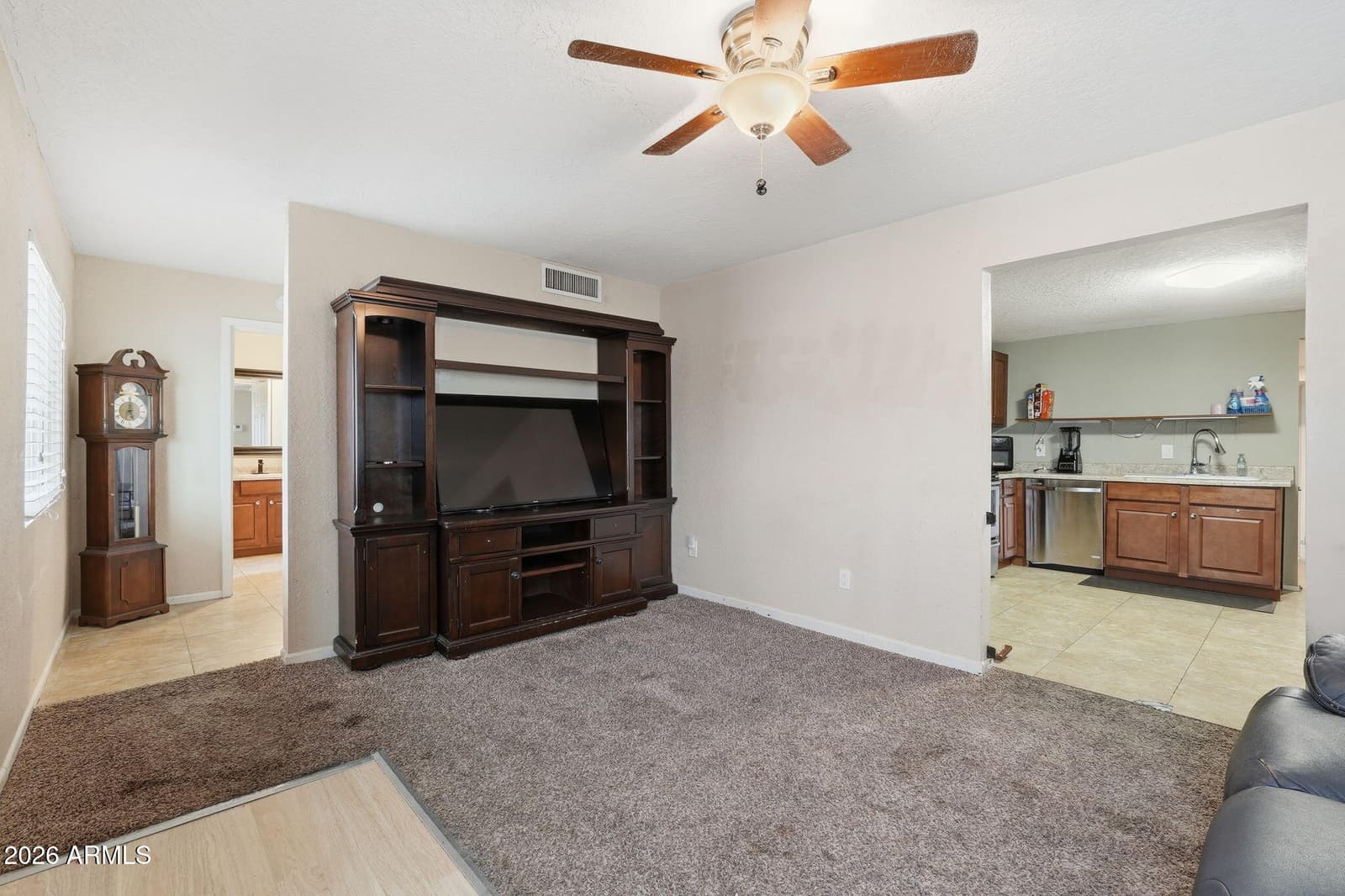 444 W HESS Avenue, Coolidge, AZ 85128 — photo 3 of 20