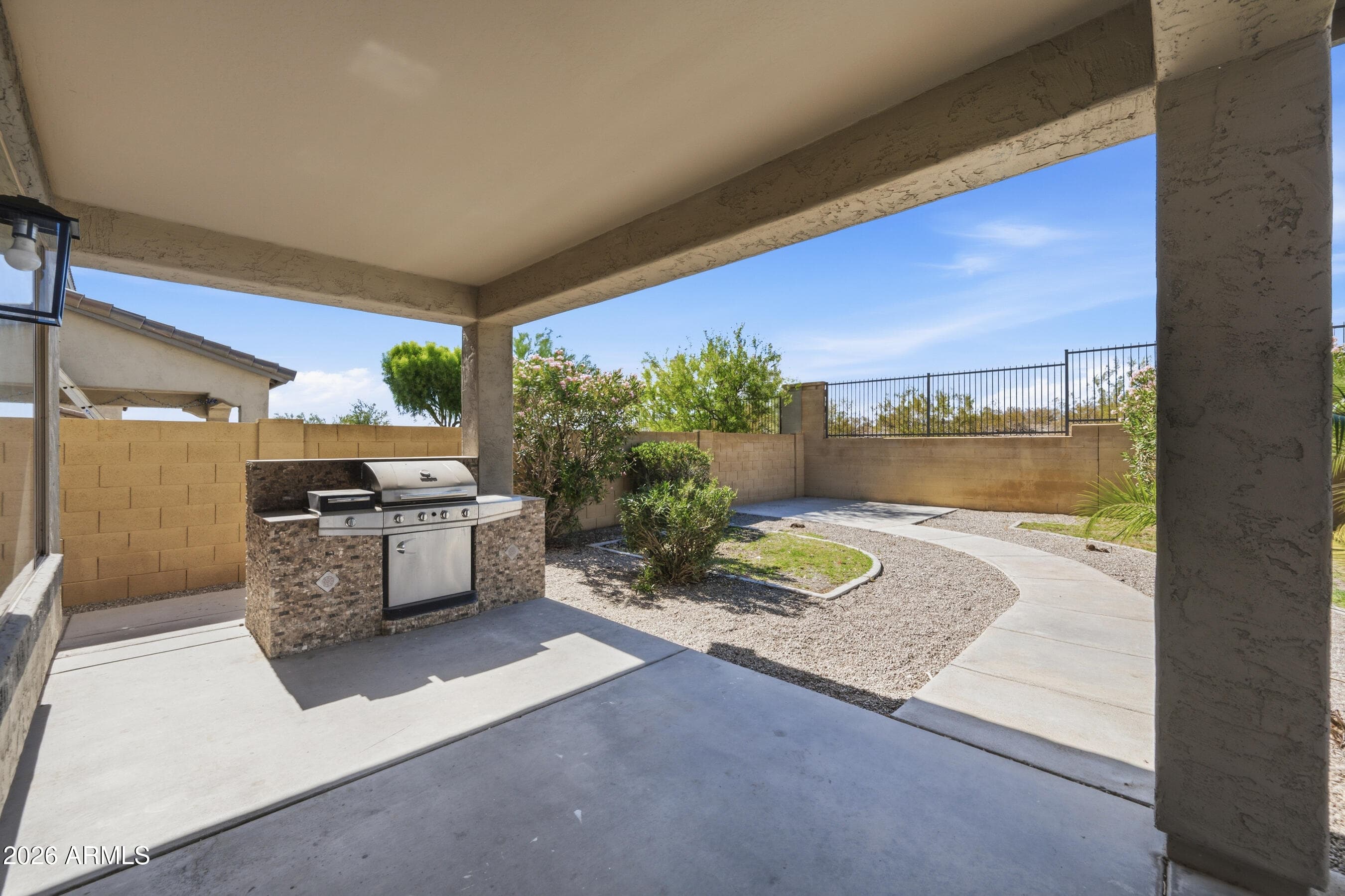 9114 W WHITE FEATHER Lane, Peoria, AZ 85383 — photo 36 of 39