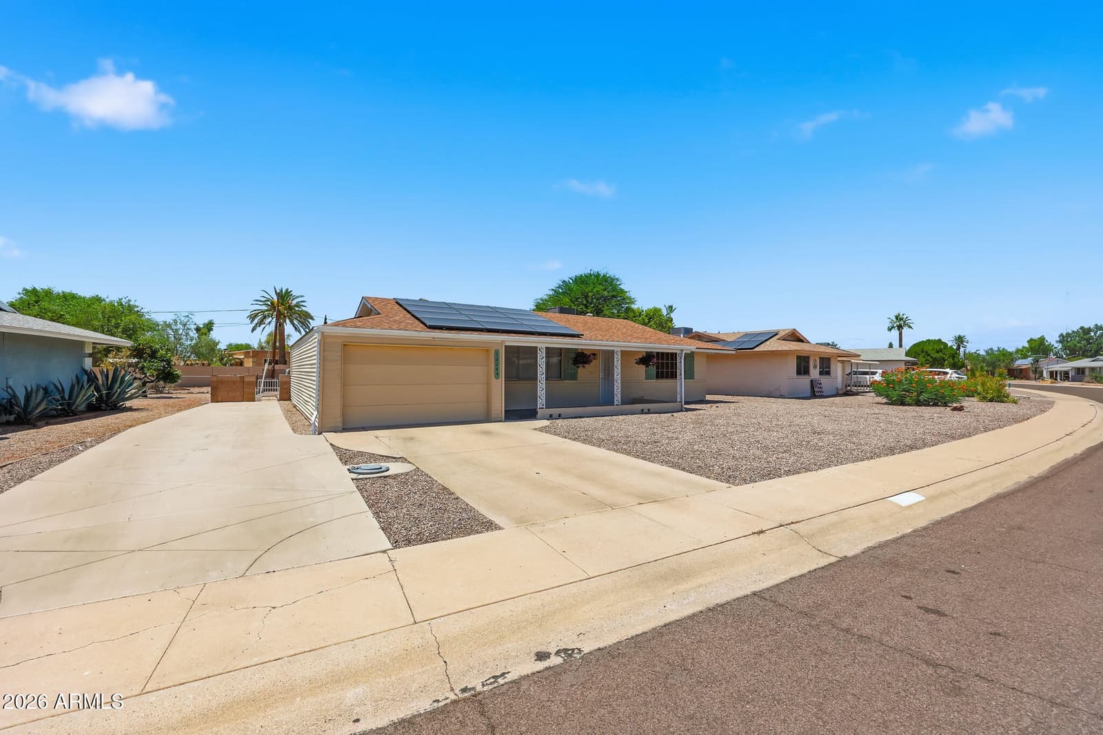 12244 N SAINT ANDREW Drive E, Sun City, AZ 85351 — photo 6 of 39