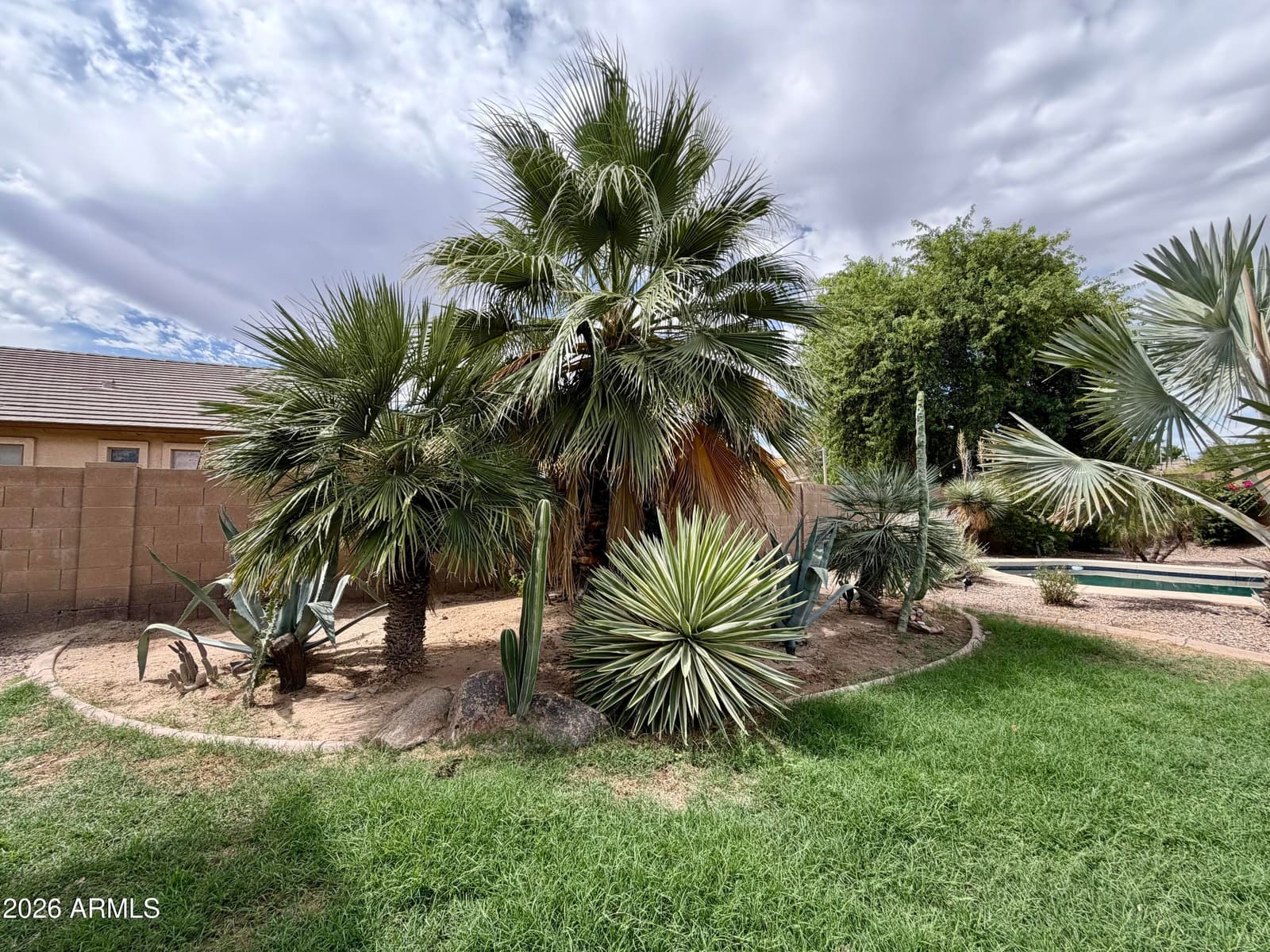 34946 N BANDOLIER Drive, San Tan Valley, AZ 85144 — photo 8 of 54
