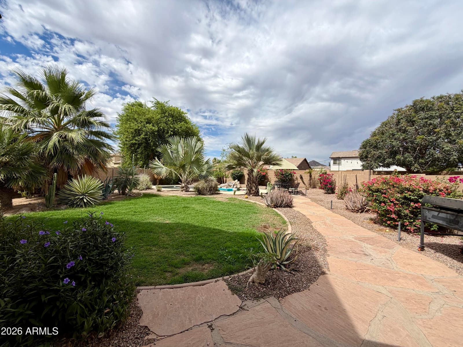 34946 N BANDOLIER Drive, San Tan Valley, AZ 85144 — photo 7 of 54