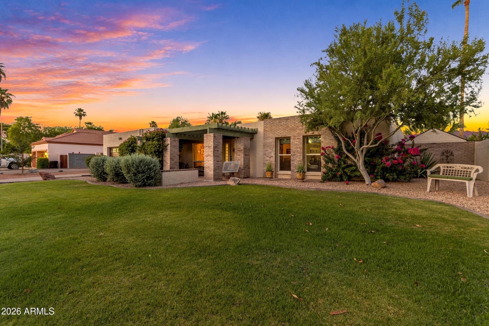 6409 S HAZELTON Lane, Tempe, AZ 85283 — photo 4 of 66