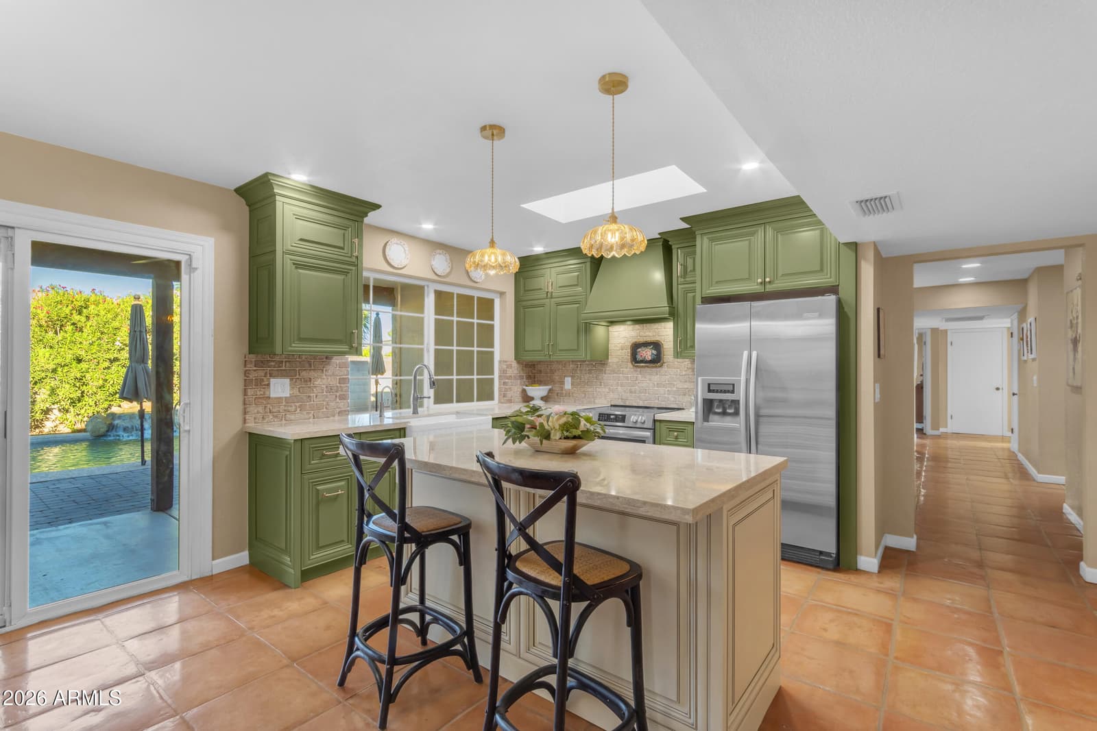 6409 S HAZELTON Lane, Tempe, AZ 85283 — photo 12 of 66