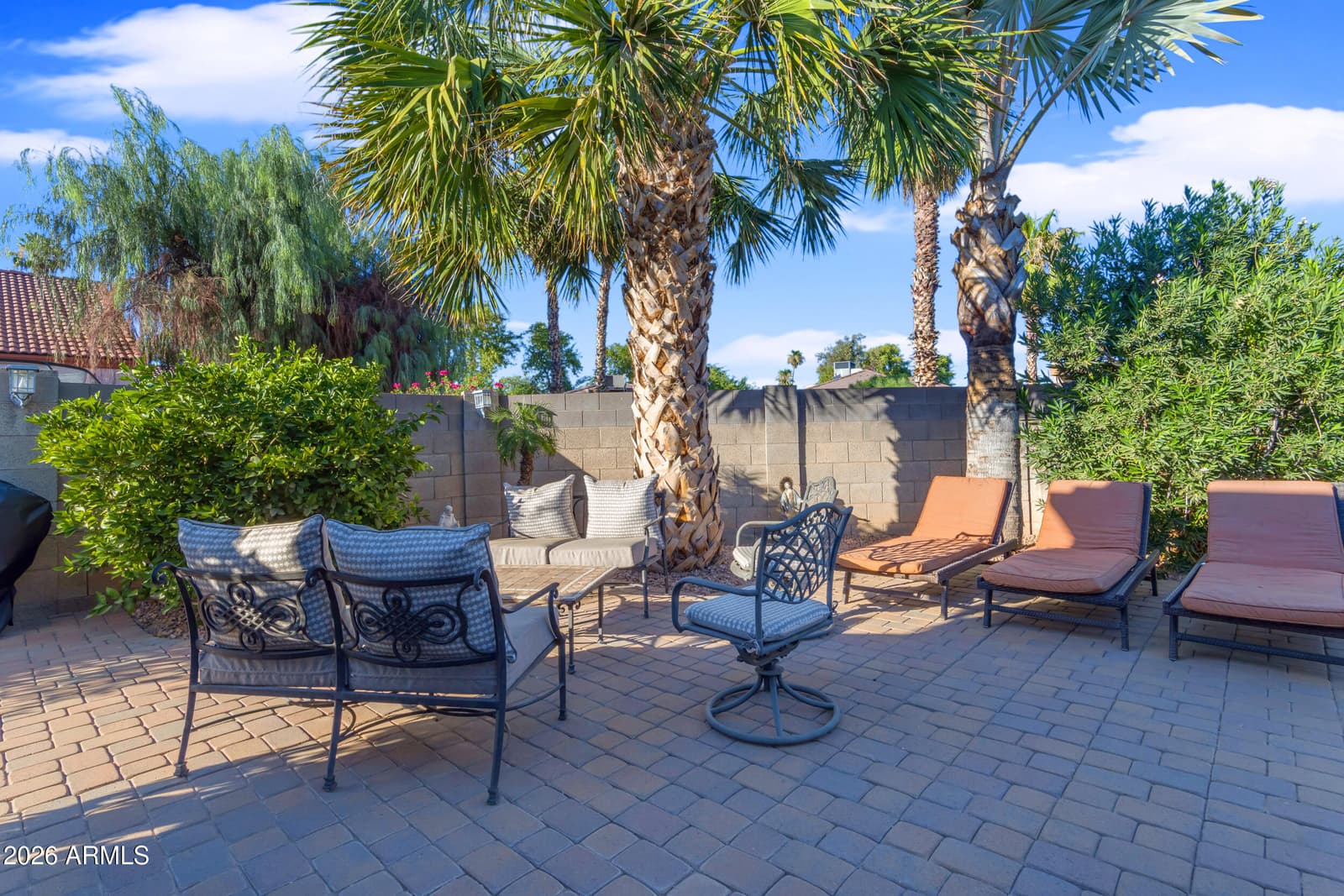 6409 S HAZELTON Lane, Tempe, AZ 85283 — photo 64 of 66