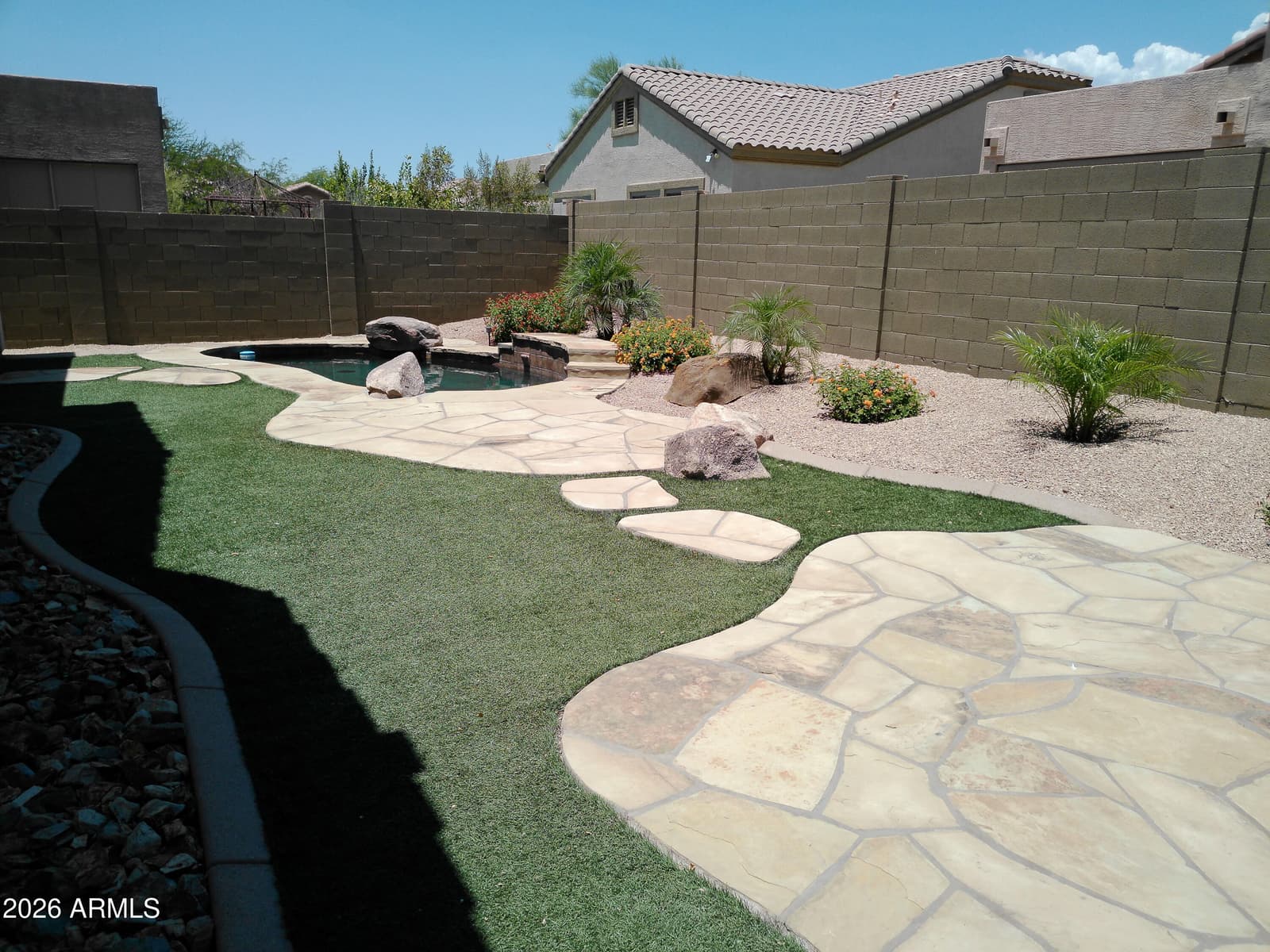 3018 W SENTINEL ROCK Road, Phoenix, AZ 85086 — photo 6 of 16