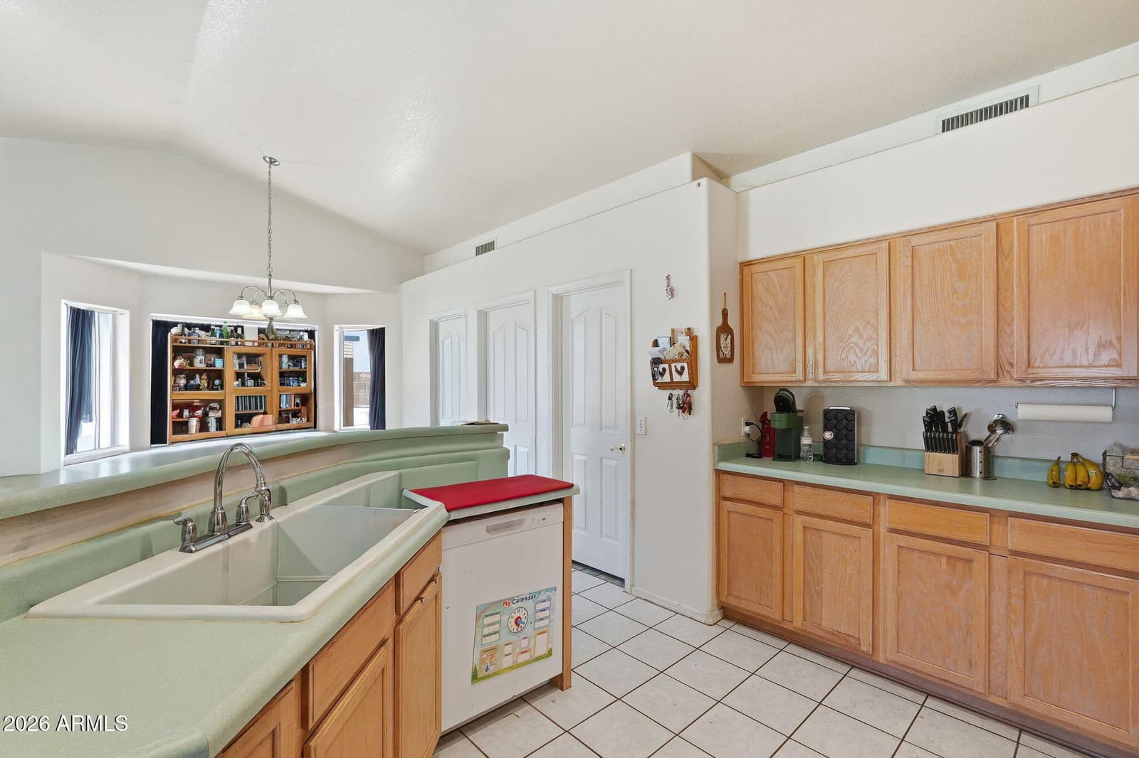 9584 W TINAJAS Drive W, Arizona City, AZ 85123 — photo 13 of 30