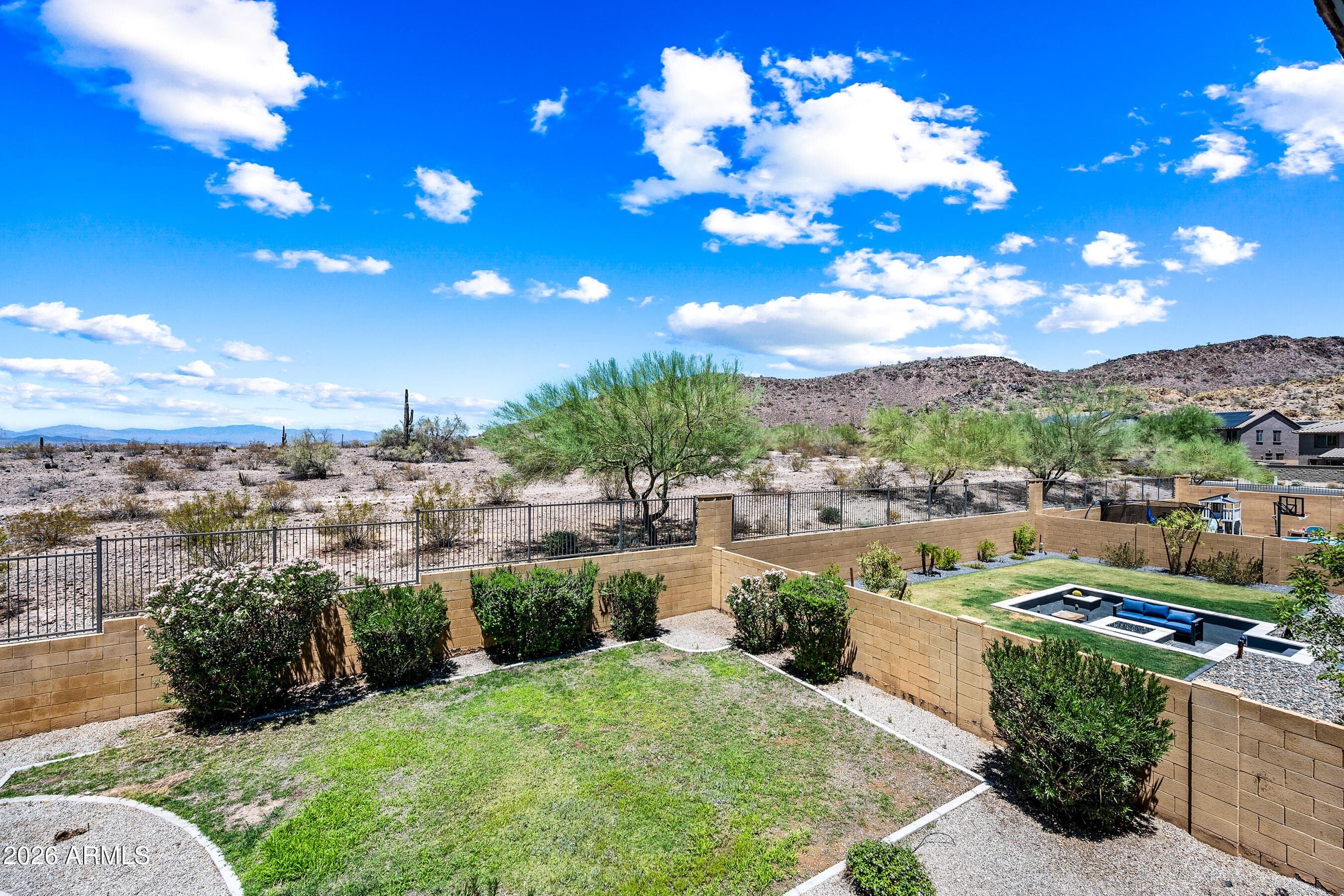 9114 W WHITE FEATHER Lane, Peoria, AZ 85383 — photo 6 of 39