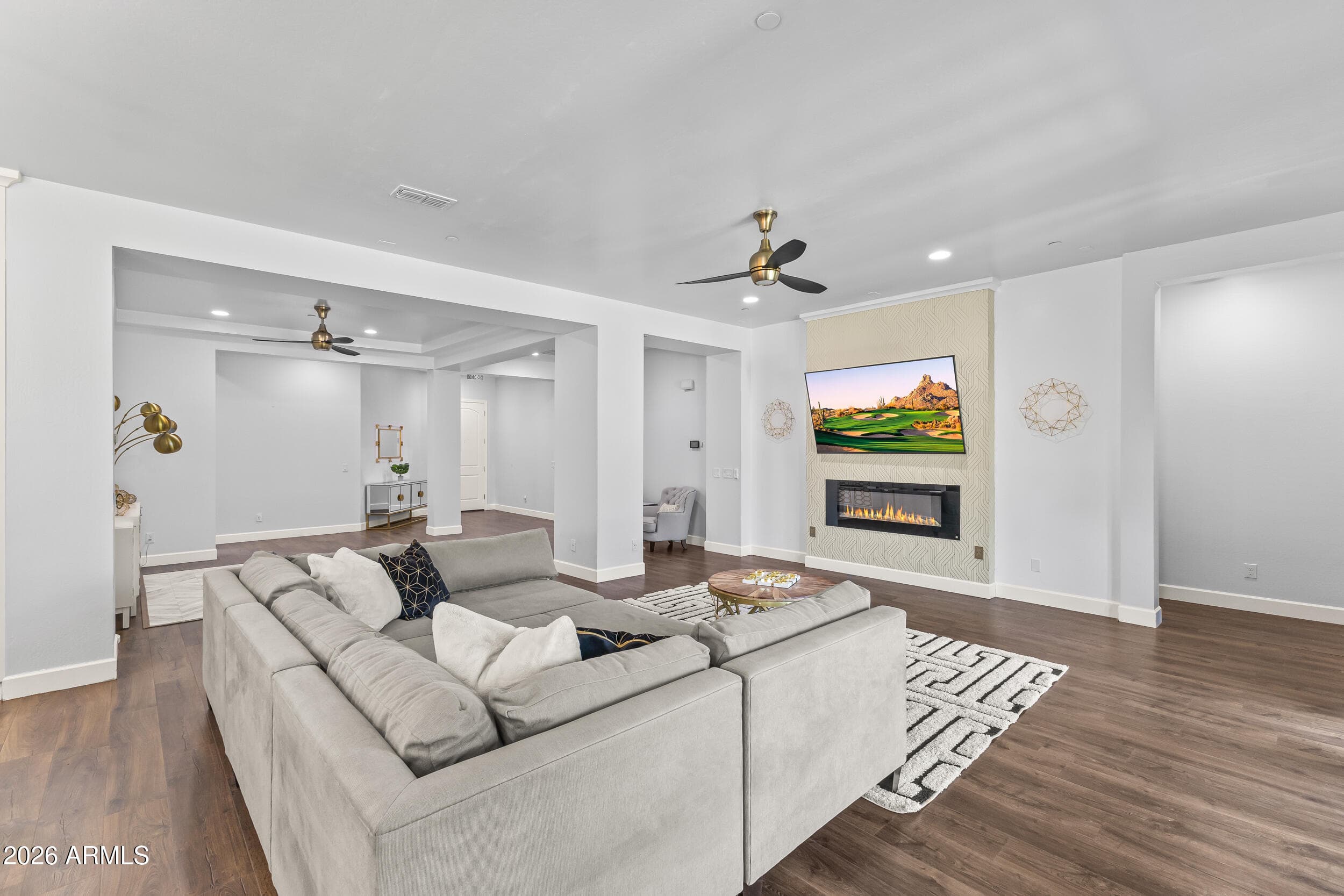 11862 W ASHBY Drive, Peoria, AZ 85383 — photo 11 of 44
