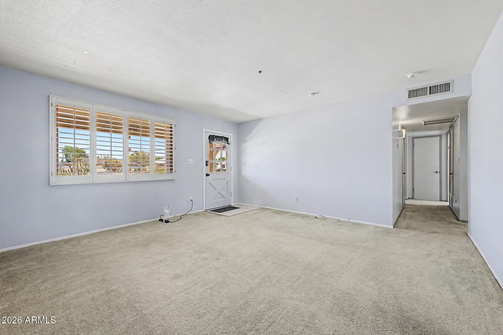 1063 E LOYOLA Drive, Tempe, AZ 85282 — photo 6 of 37