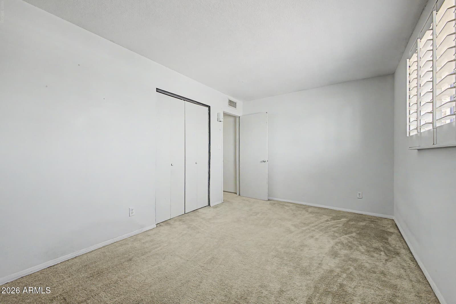 1063 E LOYOLA Drive, Tempe, AZ 85282 — photo 27 of 37