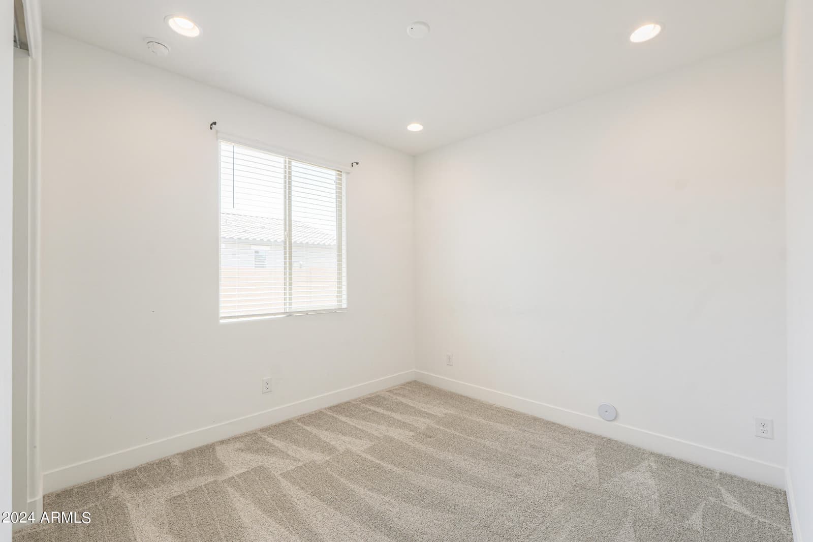 1249 E Silver Reef Drive, Casa Grande, AZ 85122 — photo 13 of 29