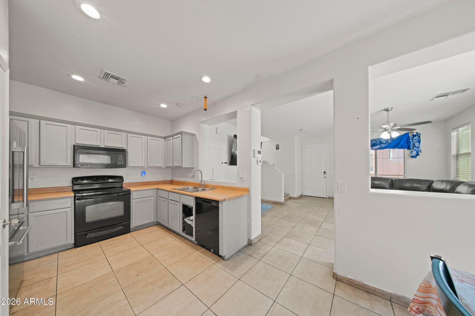 272 S Eliseo Felix Jr Way, Avondale, AZ 85323 — photo 4 of 28