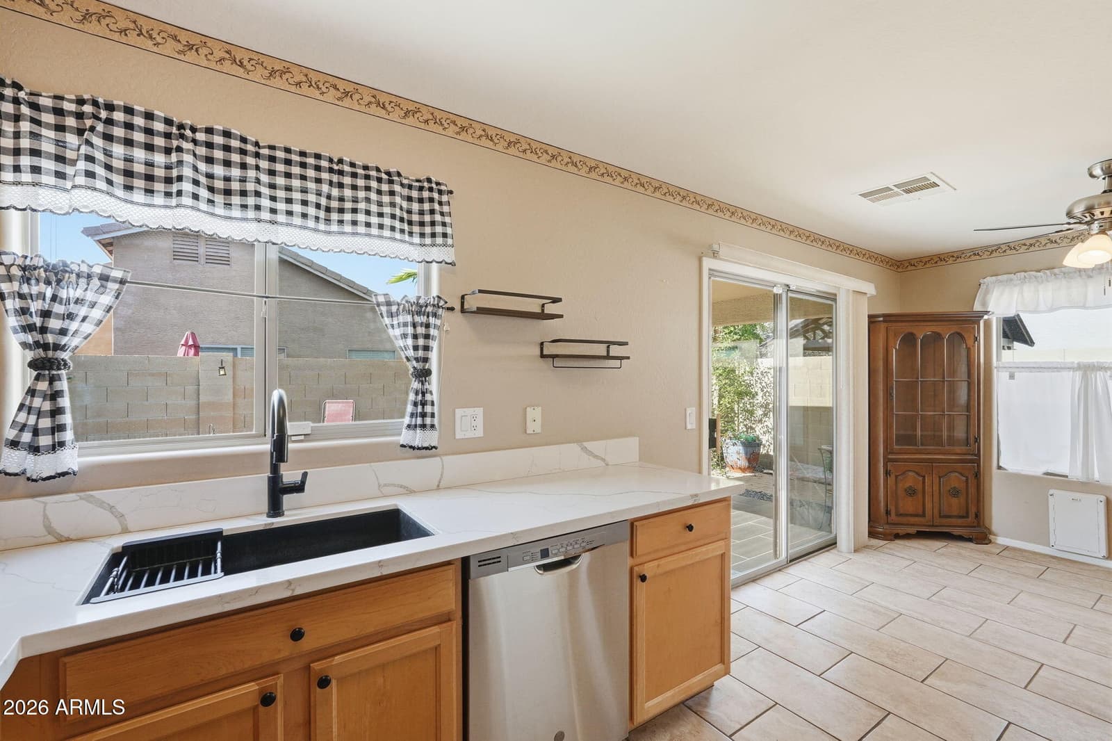 6872 E PINE Way, Florence, AZ 85132 — photo 4 of 20