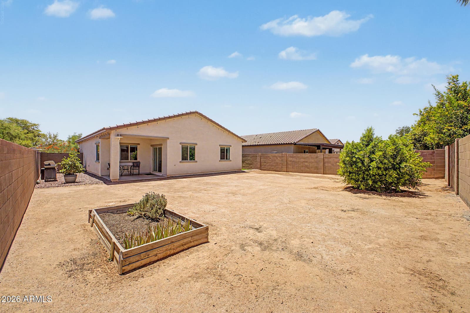 148 E ATLANTIC Drive, Casa Grande, AZ 85122 — photo 3 of 28