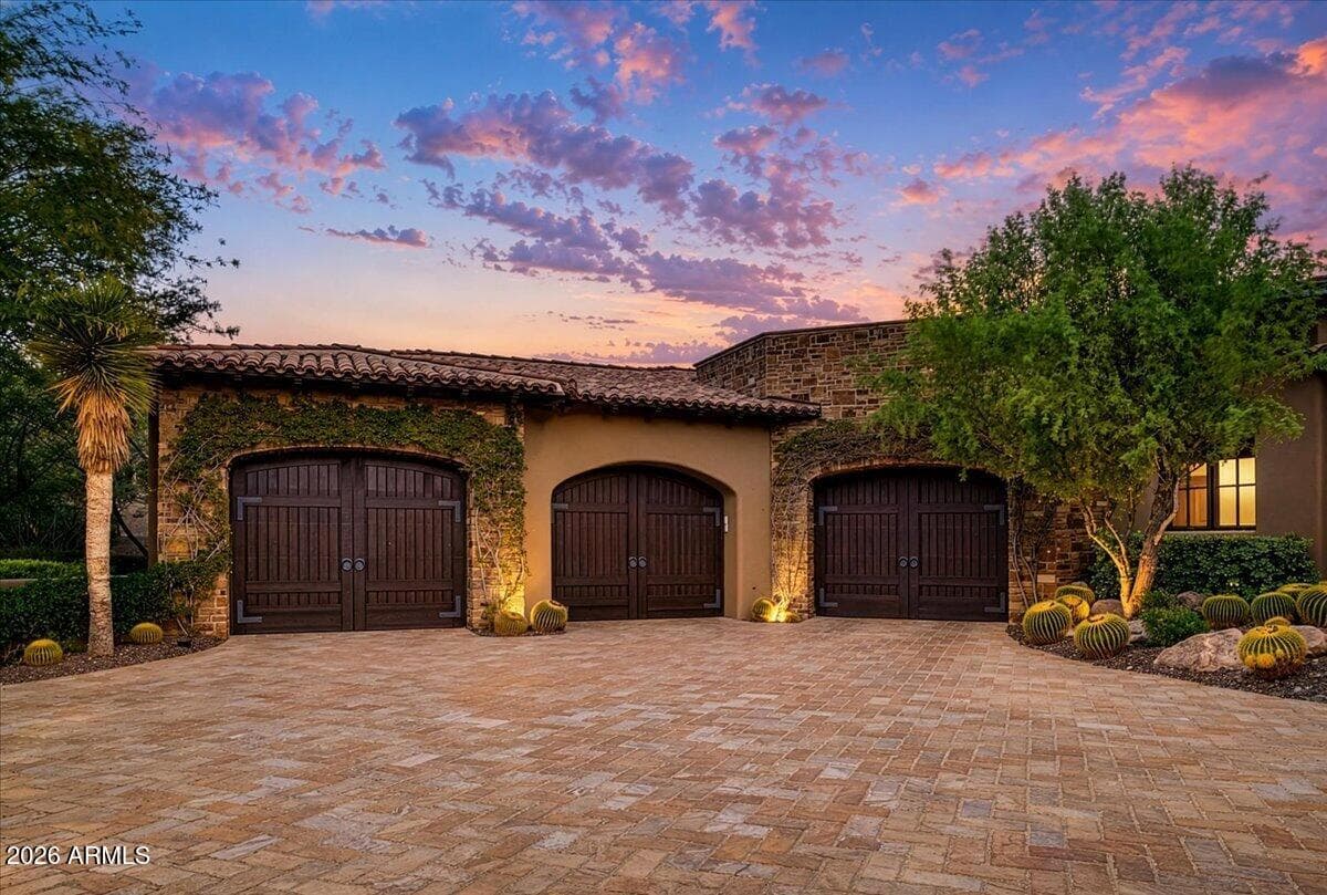 9771 E FALLING STAR Drive, Scottsdale, AZ 85262 — photo 2 of 47