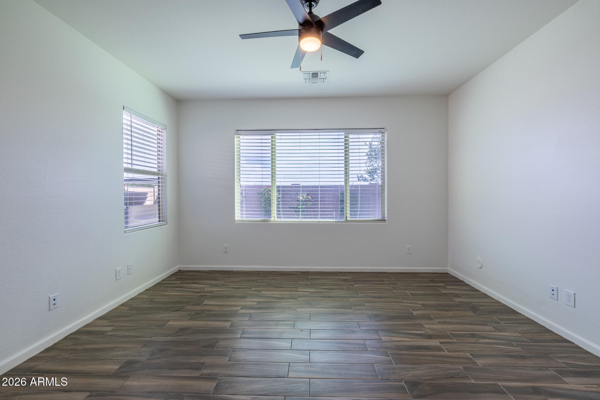 12247 W PRICKLY PEAR Trail, Peoria, AZ 85383 — photo 11 of 26