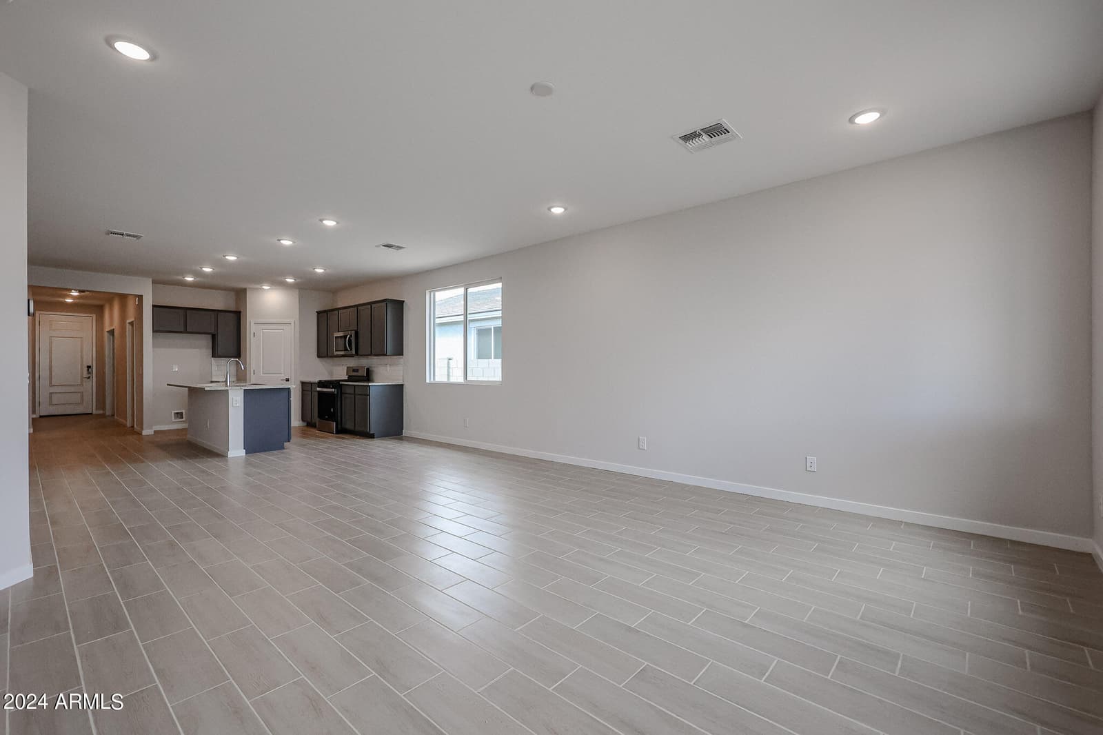 40045 W WOLF Drive, Maricopa, AZ 85138 — photo 14 of 32