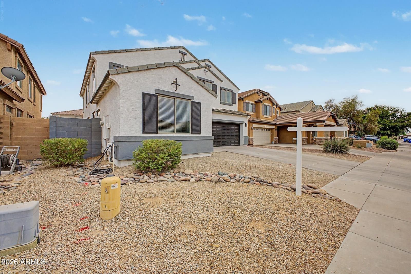 10417 W Wood Street, Tolleson, AZ 85353 — photo 6 of 39