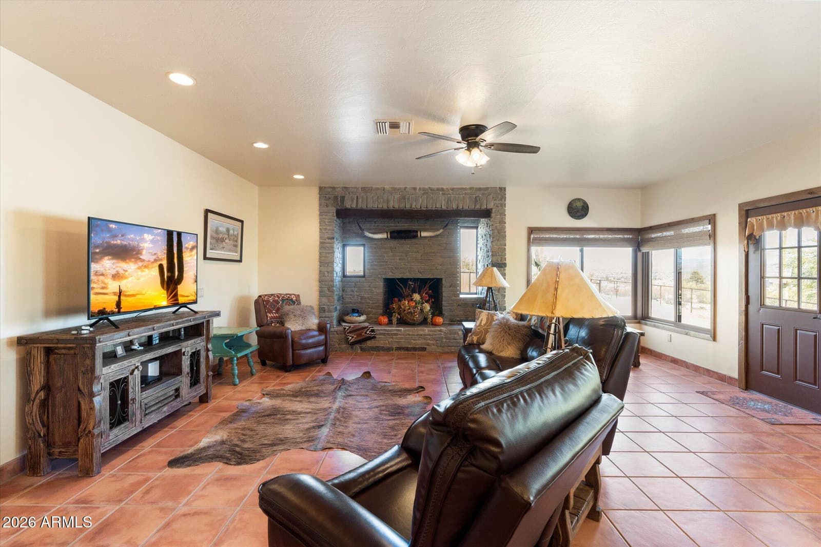 501 S Saguaro Drive, Wickenburg, AZ 85390 — photo 10 of 76