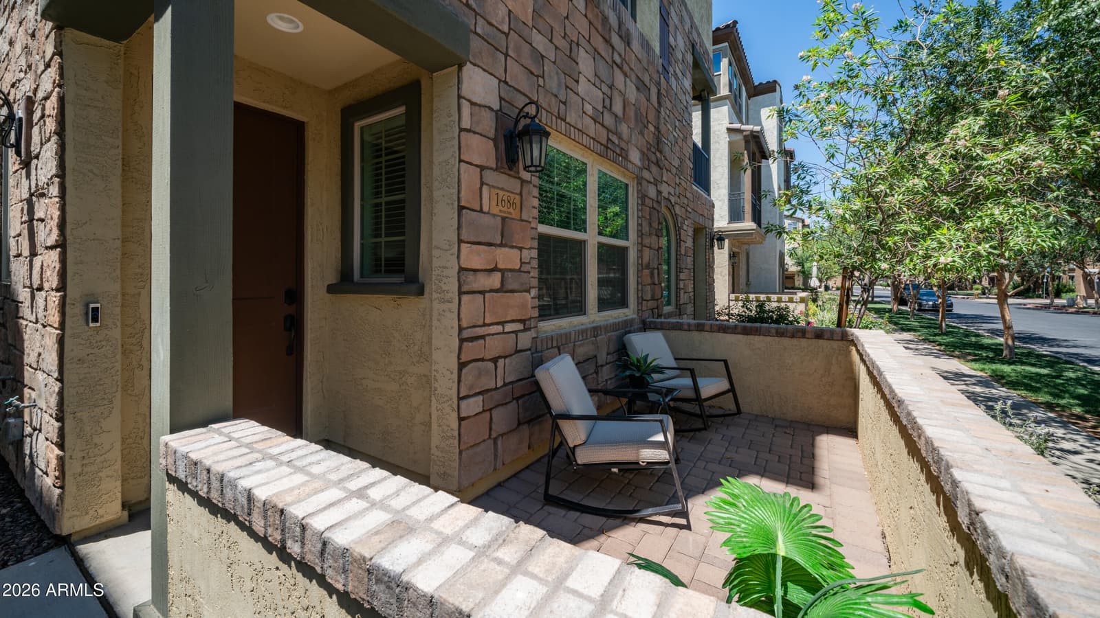 1686 E CHELSEA Lane, Gilbert, AZ 85295 — photo 7 of 50