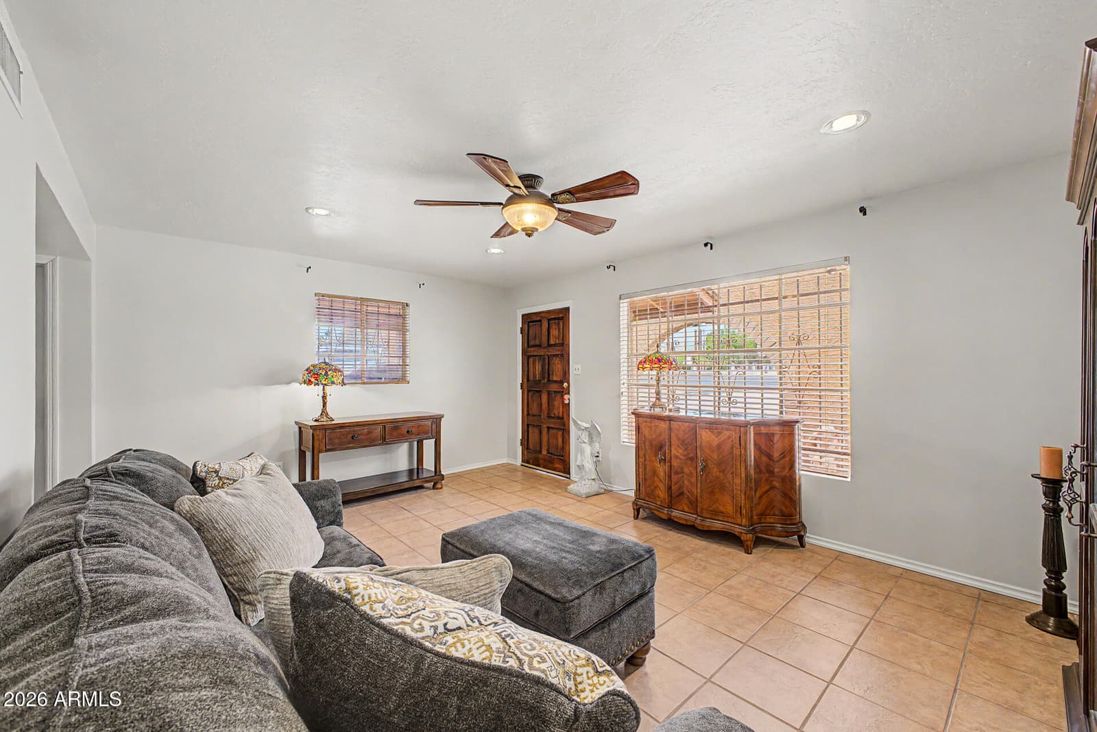 502 W SOUTHERN Avenue, Phoenix, AZ 85041 — photo 2 of 22