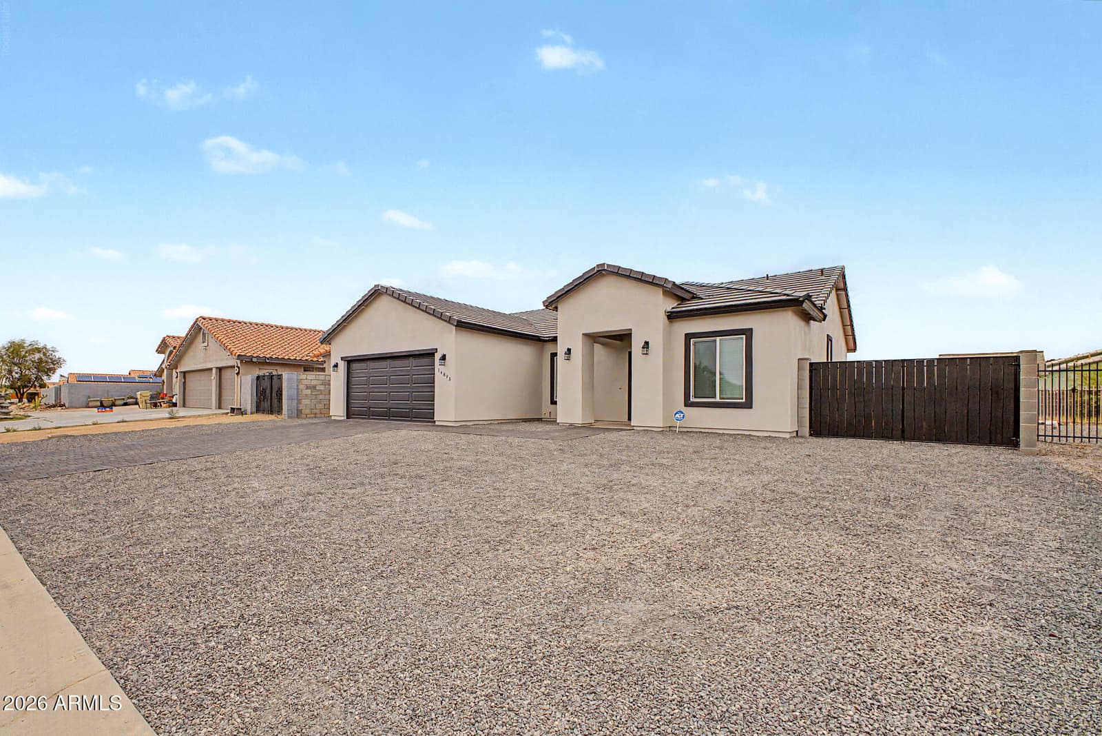 14895 S PADRES Road, Arizona City, AZ 85123 — photo 4 of 31