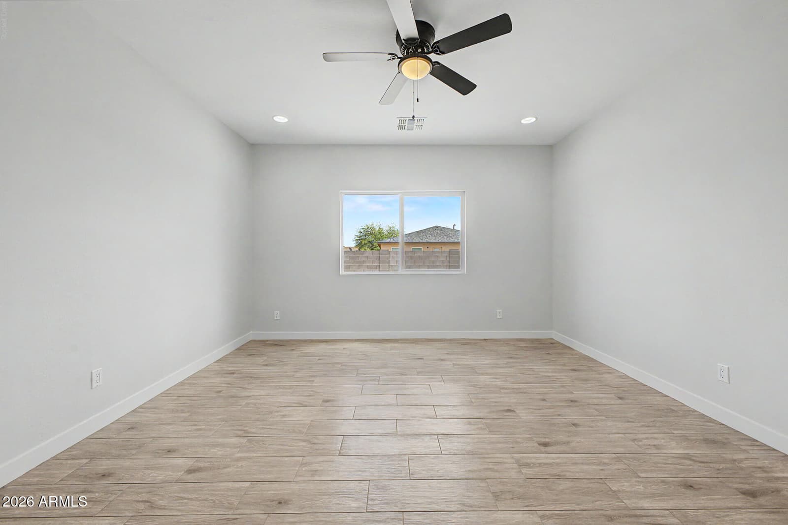 14895 S PADRES Road, Arizona City, AZ 85123 — photo 14 of 31