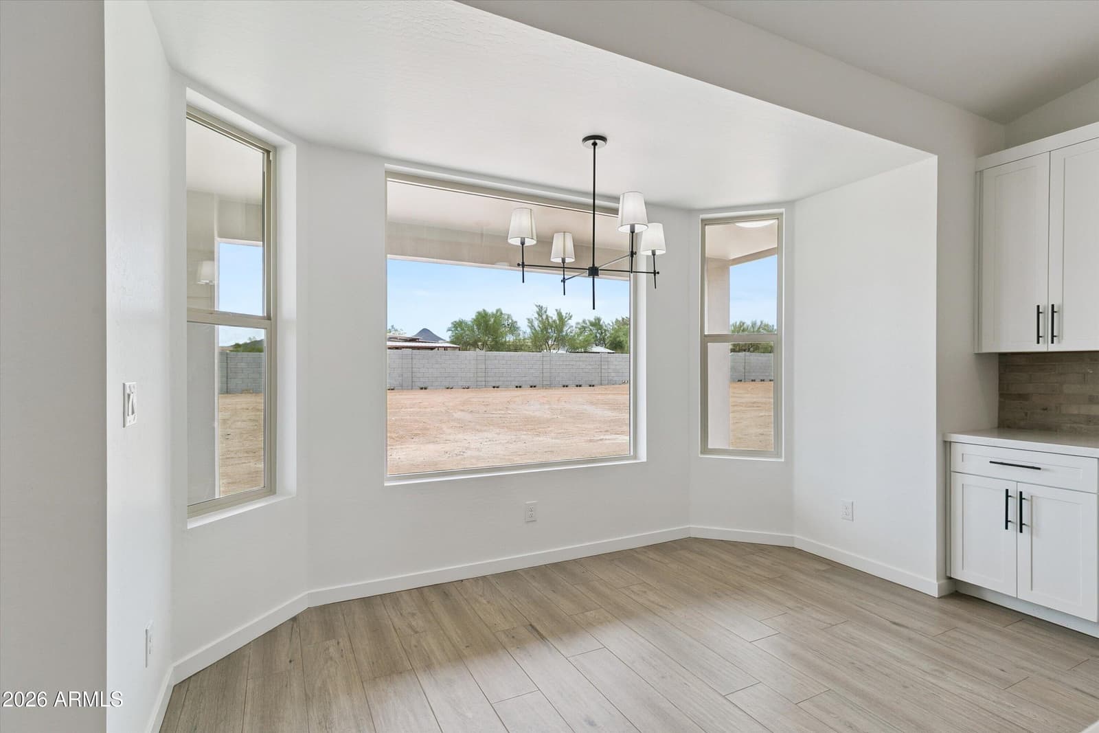 1686 E Carriage Lane, Phoenix, AZ 85086 — photo 8 of 29
