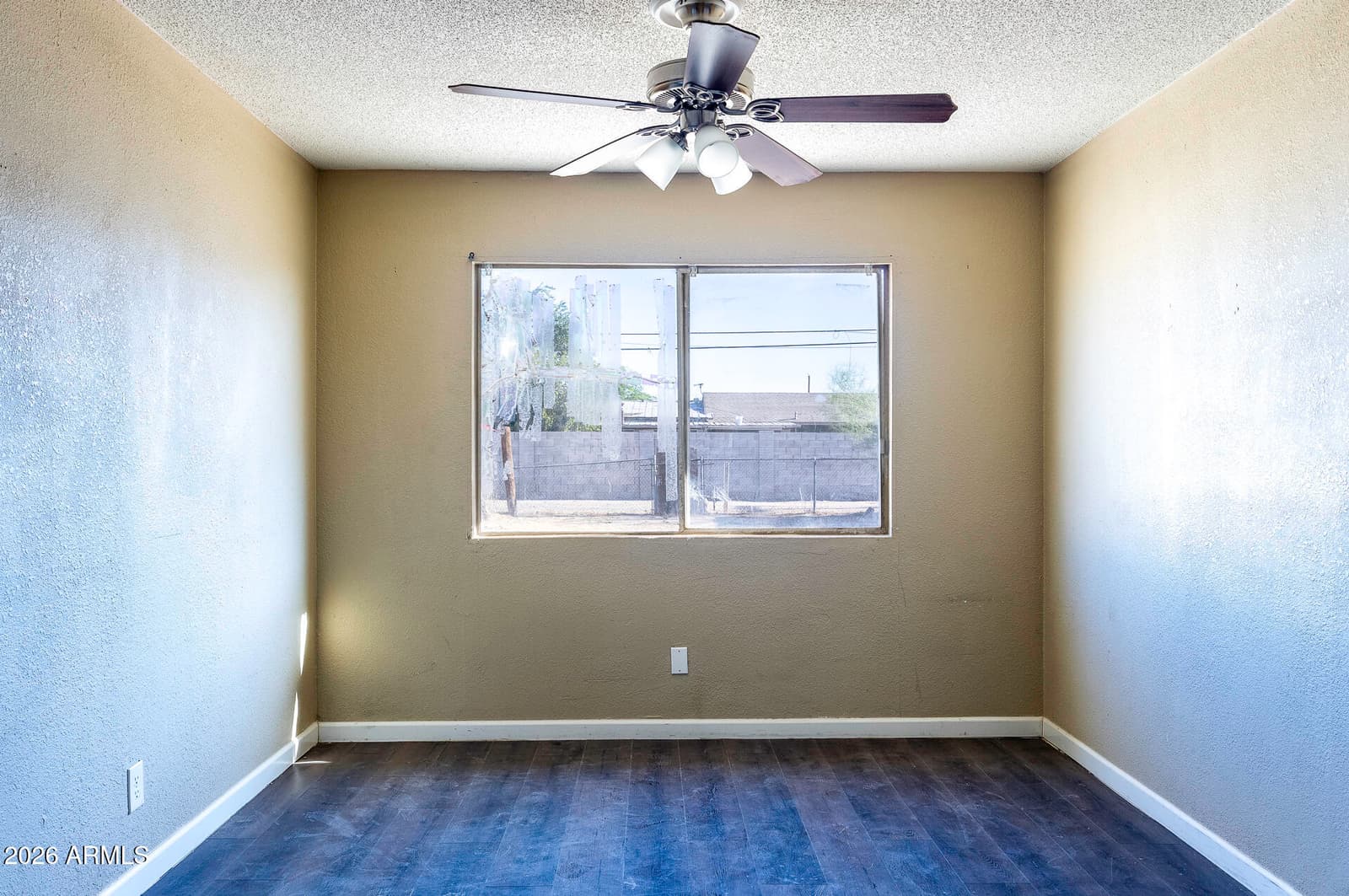 548 W DEWEY Avenue, Coolidge, AZ 85128 — photo 10 of 25