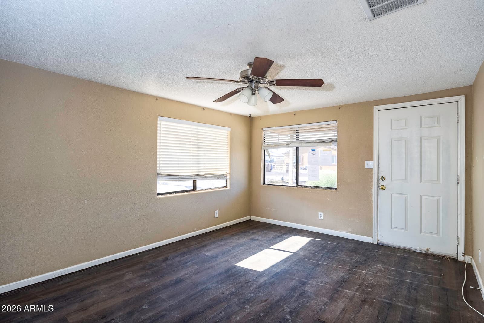 548 W DEWEY Avenue, Coolidge, AZ 85128 — photo 5 of 25