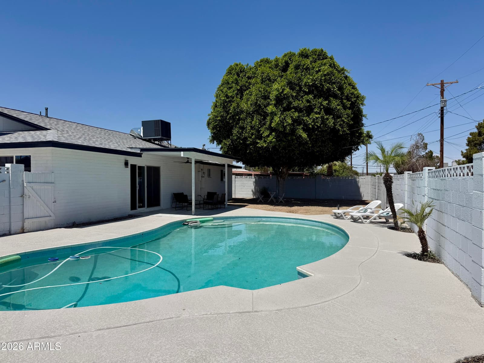 326 E PEBBLE BEACH Drive, Tempe, AZ 85282 — photo 24 of 25