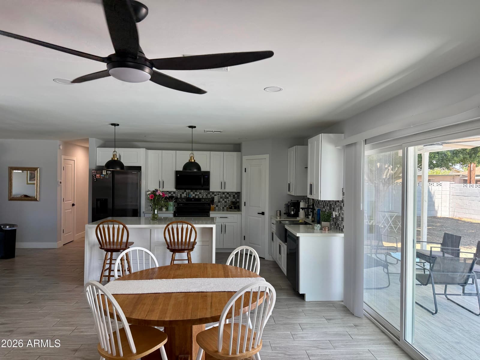 326 E PEBBLE BEACH Drive, Tempe, AZ 85282 — photo 7 of 25