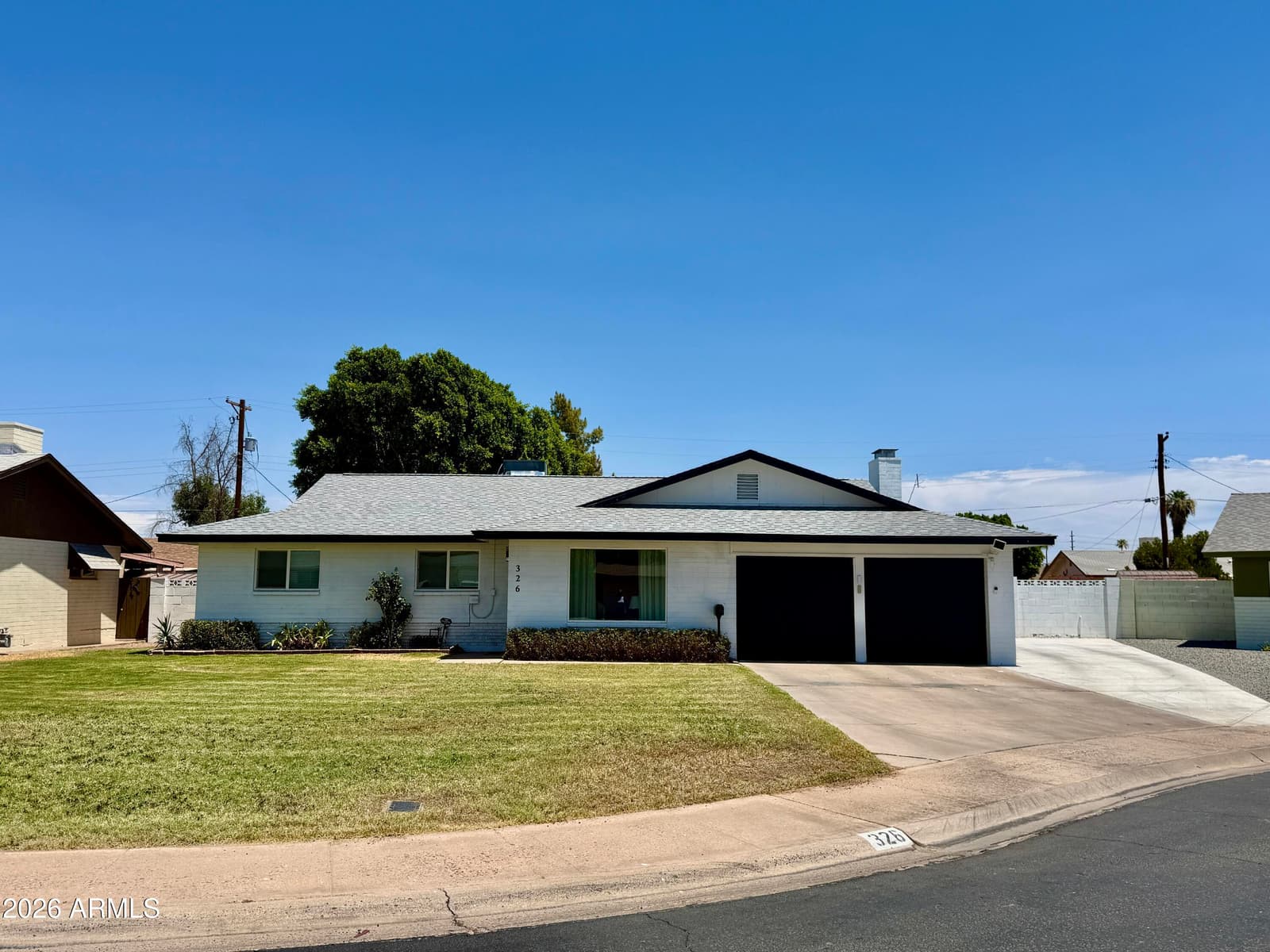 326 E PEBBLE BEACH Drive, Tempe, AZ 85282 — photo 1 of 25
