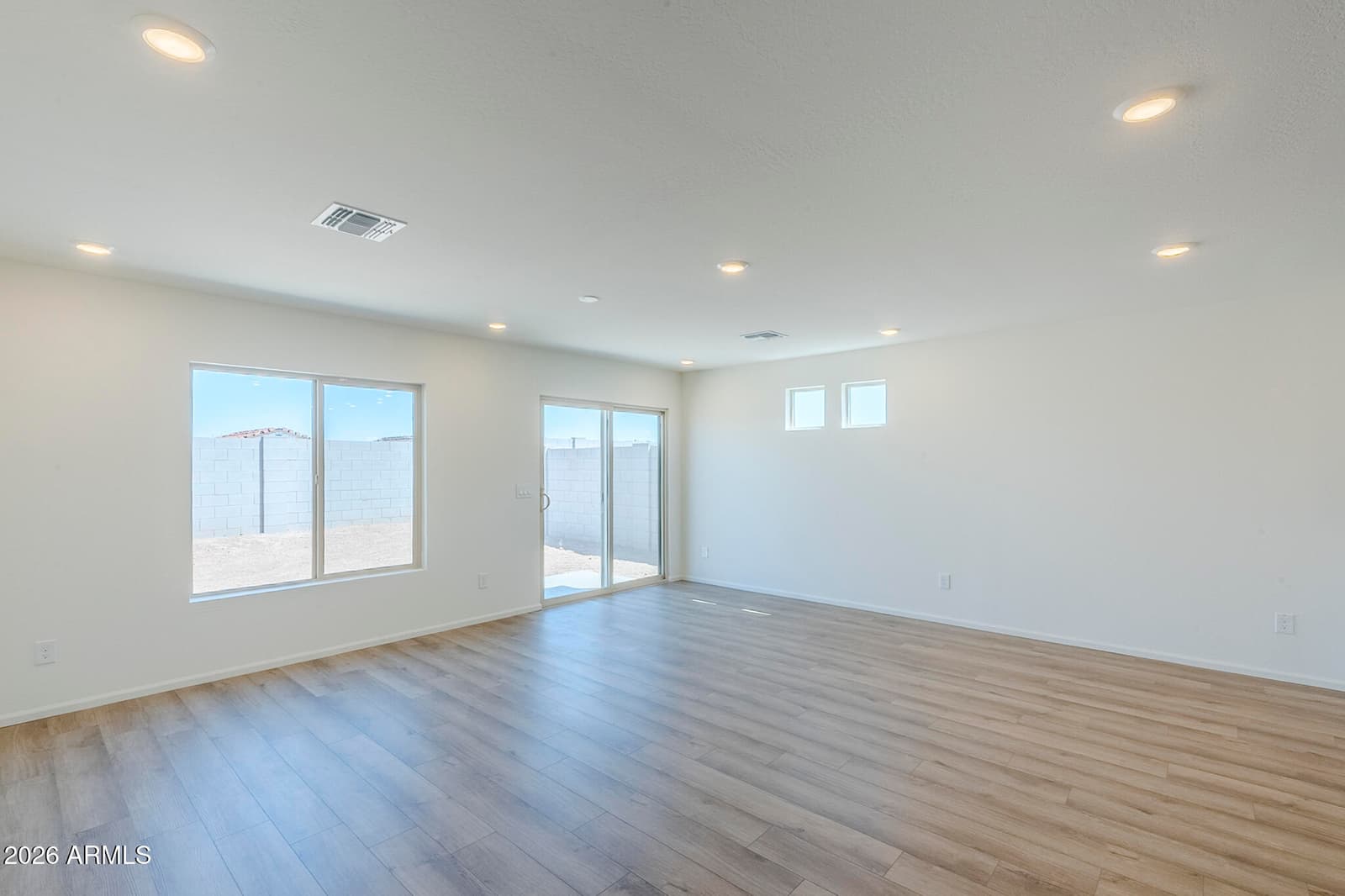 1362 W AZTEC Drive, Coolidge, AZ 85128 — photo 4 of 35