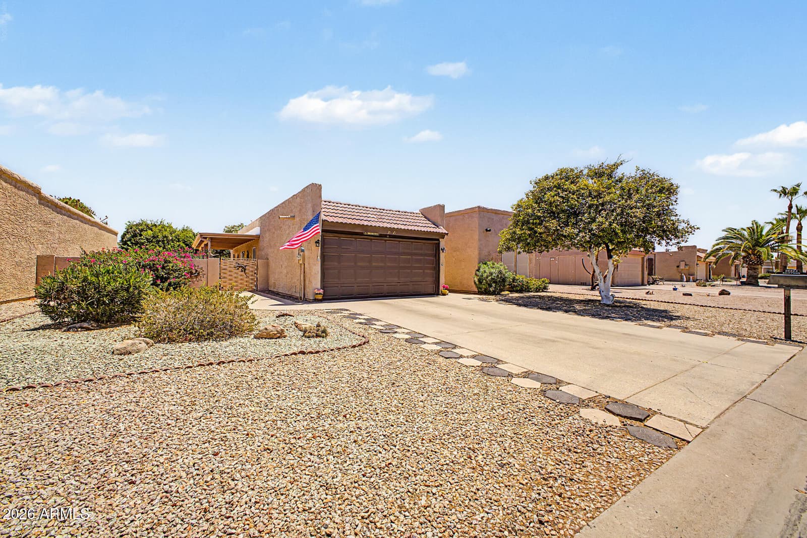 26423 S SNEAD Drive, Sun Lakes, AZ 85248 — photo 2 of 24