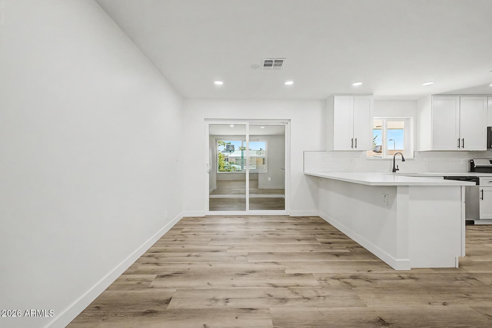 6255 E DALLAS Street, Mesa, AZ 85205 — photo 10 of 35