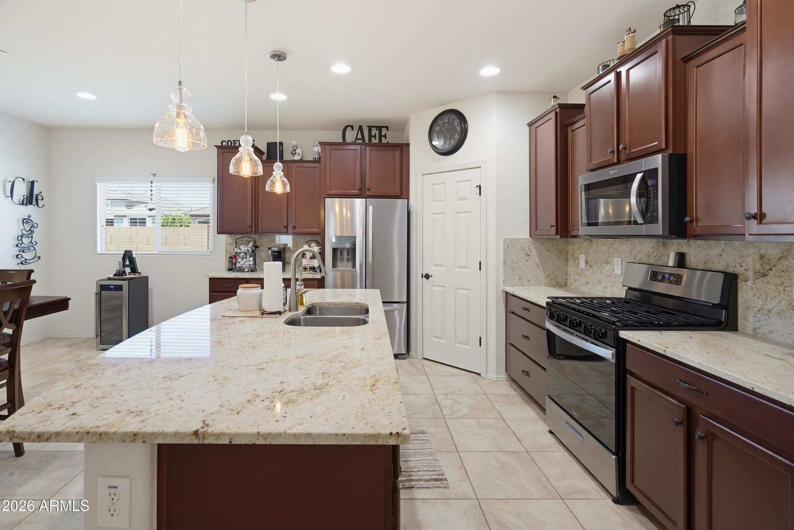 25999 W TONTO Lane, Buckeye, AZ 85396 — photo 10 of 38