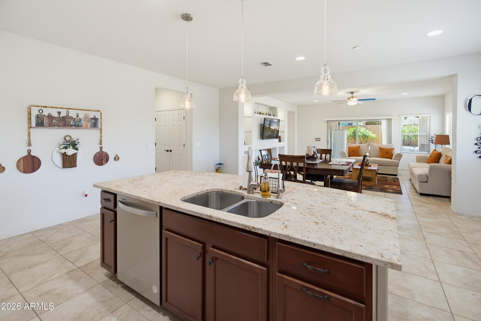 25999 W TONTO Lane, Buckeye, AZ 85396 — photo 11 of 38