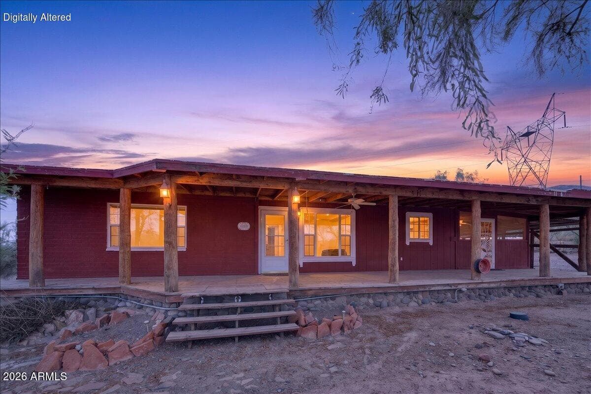 602 W CIRCLE MOUNTAIN Road, New River, AZ 85087 — photo 2 of 27