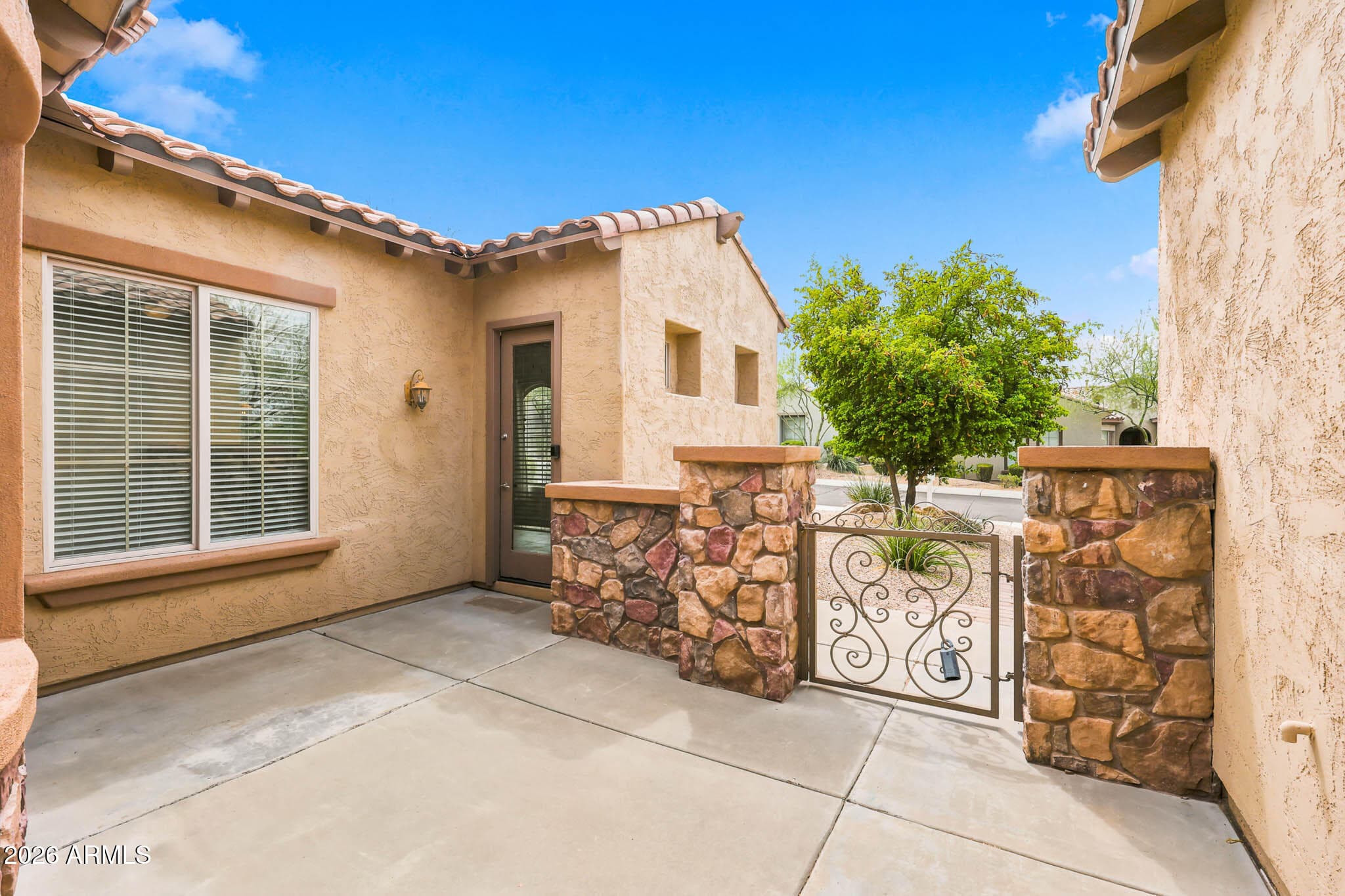27632 N 89th Lane, Peoria, AZ 85383 — photo 8 of 93
