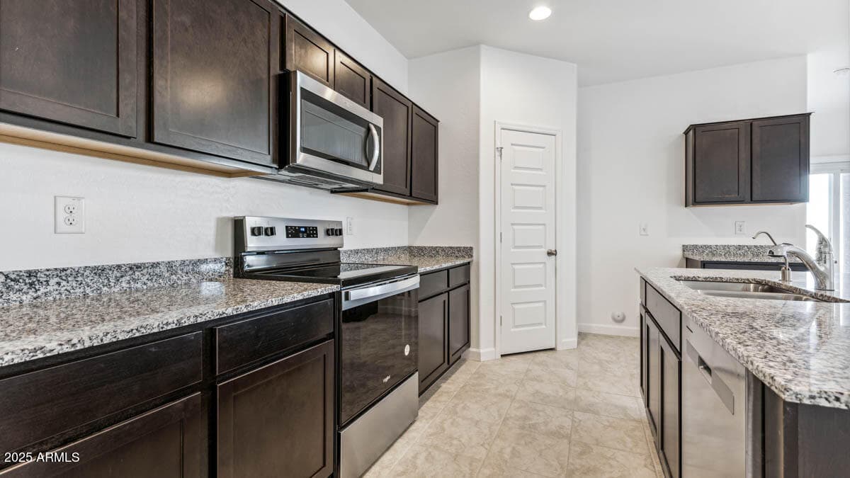 12305 E Lupine Lane, Florence, AZ 85132 — photo 13 of 65