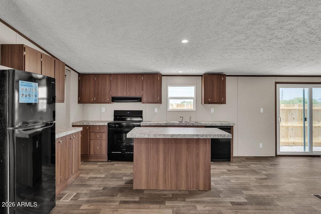 3440 W Romana Drive, Eloy, AZ 85131 — photo 8 of 53