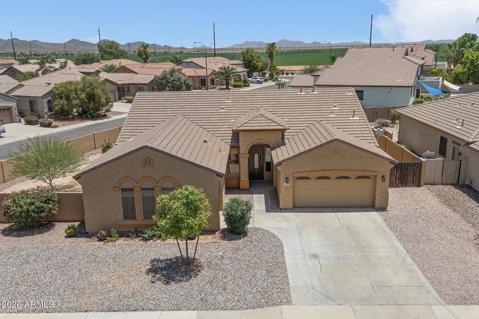 2619 E Hazeltine Way, Chandler, AZ 85249 — photo 2 of 35