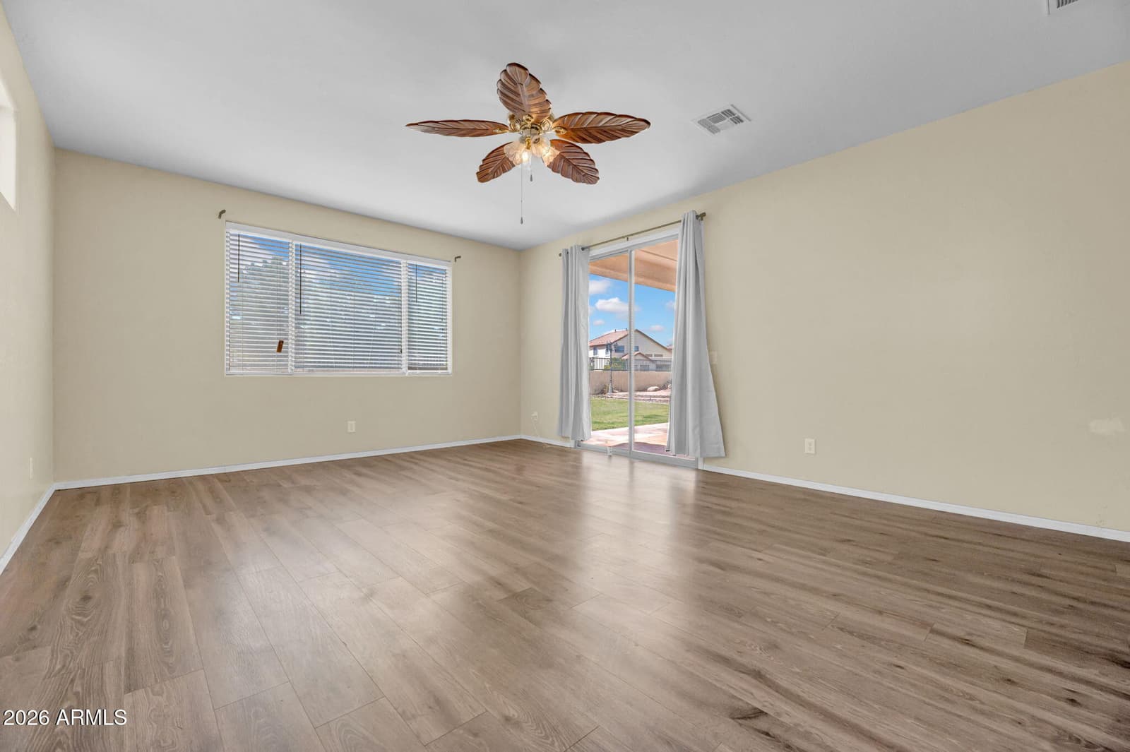 7604 N 87th Drive, Glendale, AZ 85305 — photo 15 of 33