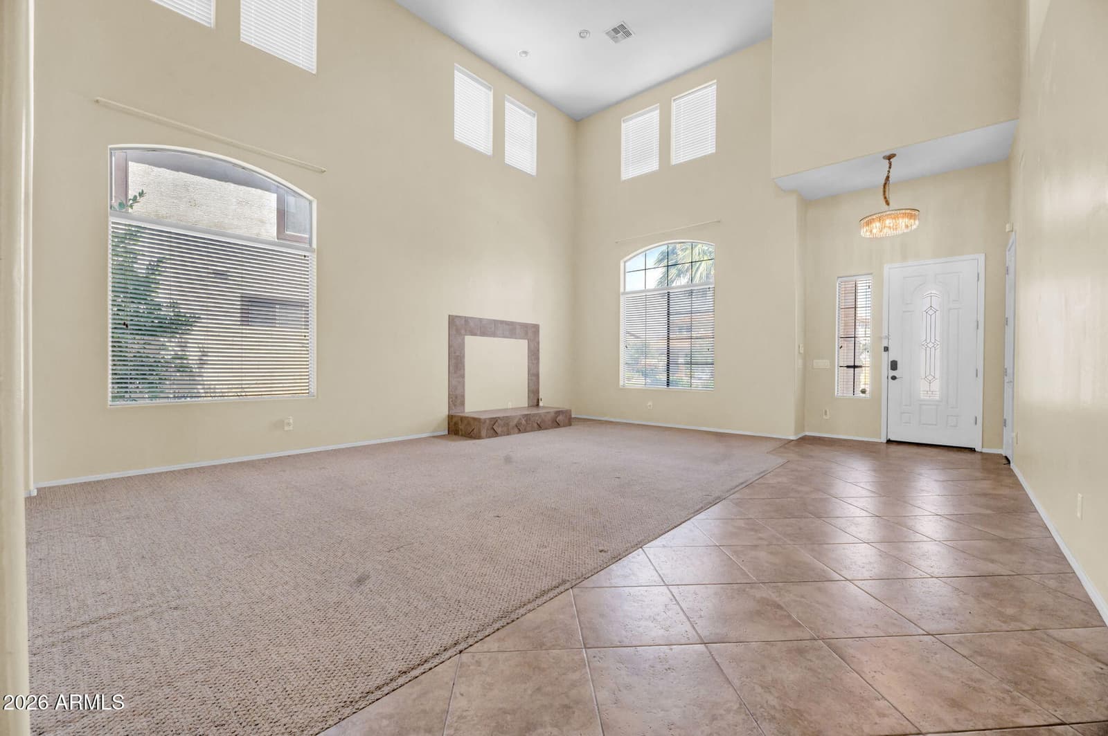7604 N 87th Drive, Glendale, AZ 85305 — photo 3 of 33