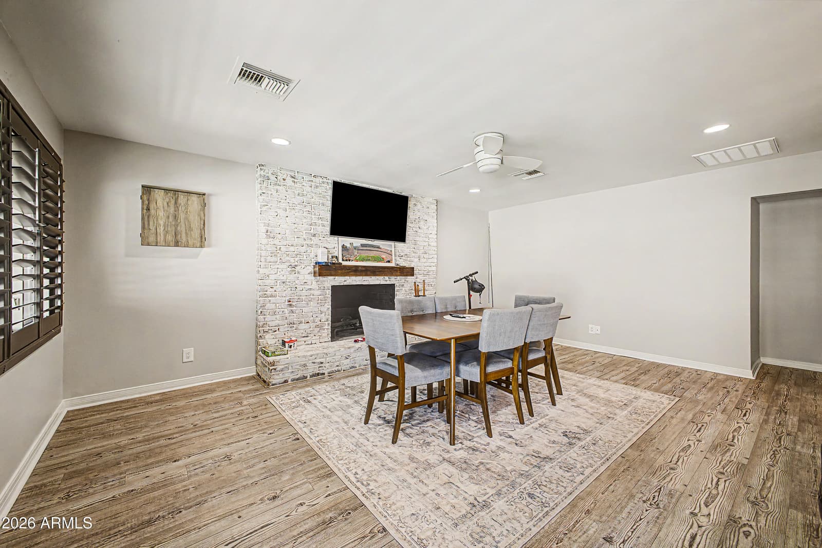 5935 S Lakeshore Drive, Tempe, AZ 85283 — photo 15 of 50
