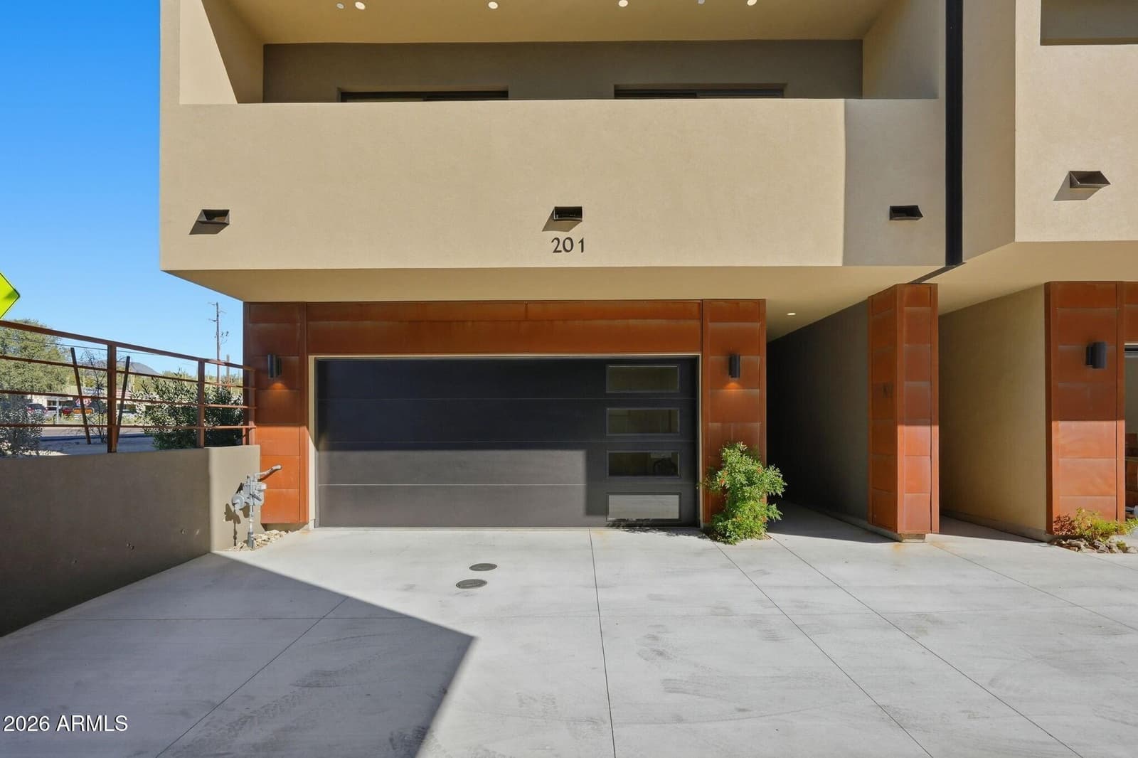 6525 E CAVE CREEK Road 201, Cave Creek, AZ 85331