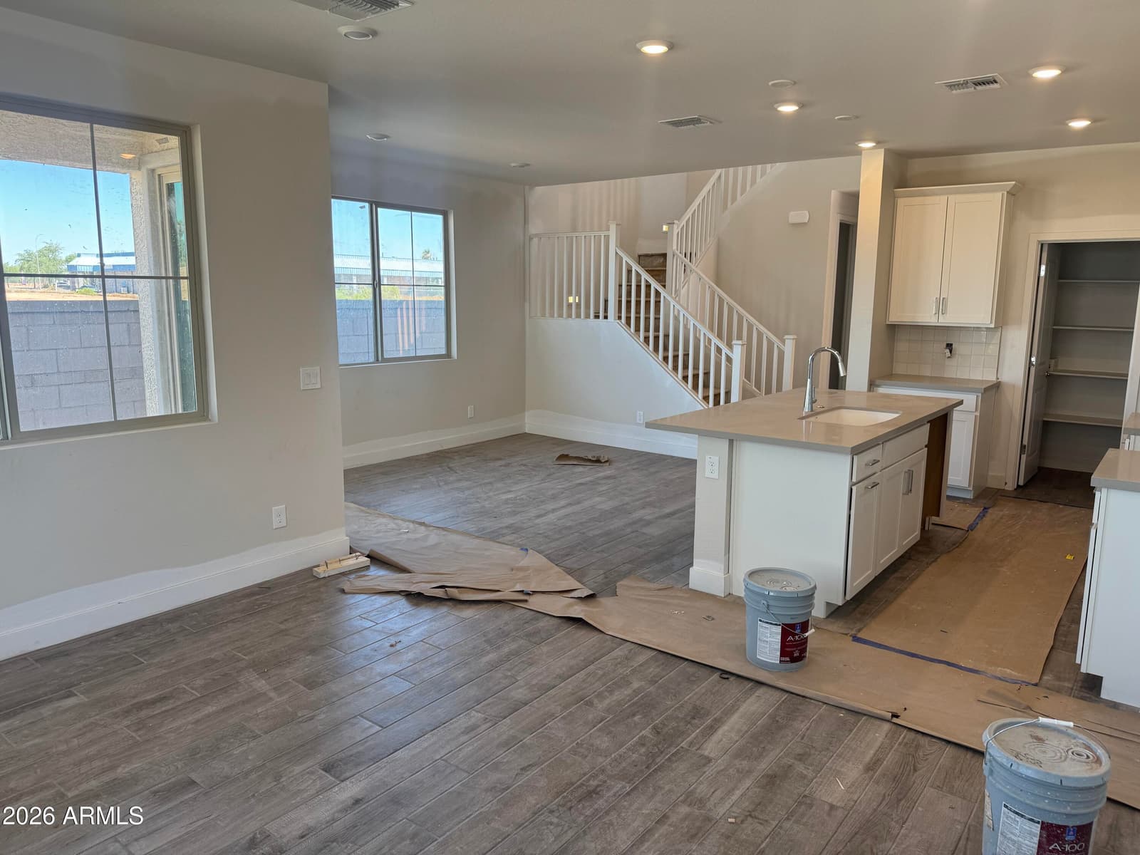 2279 S Swan Court, Gilbert, AZ 85295 — photo 4 of 11